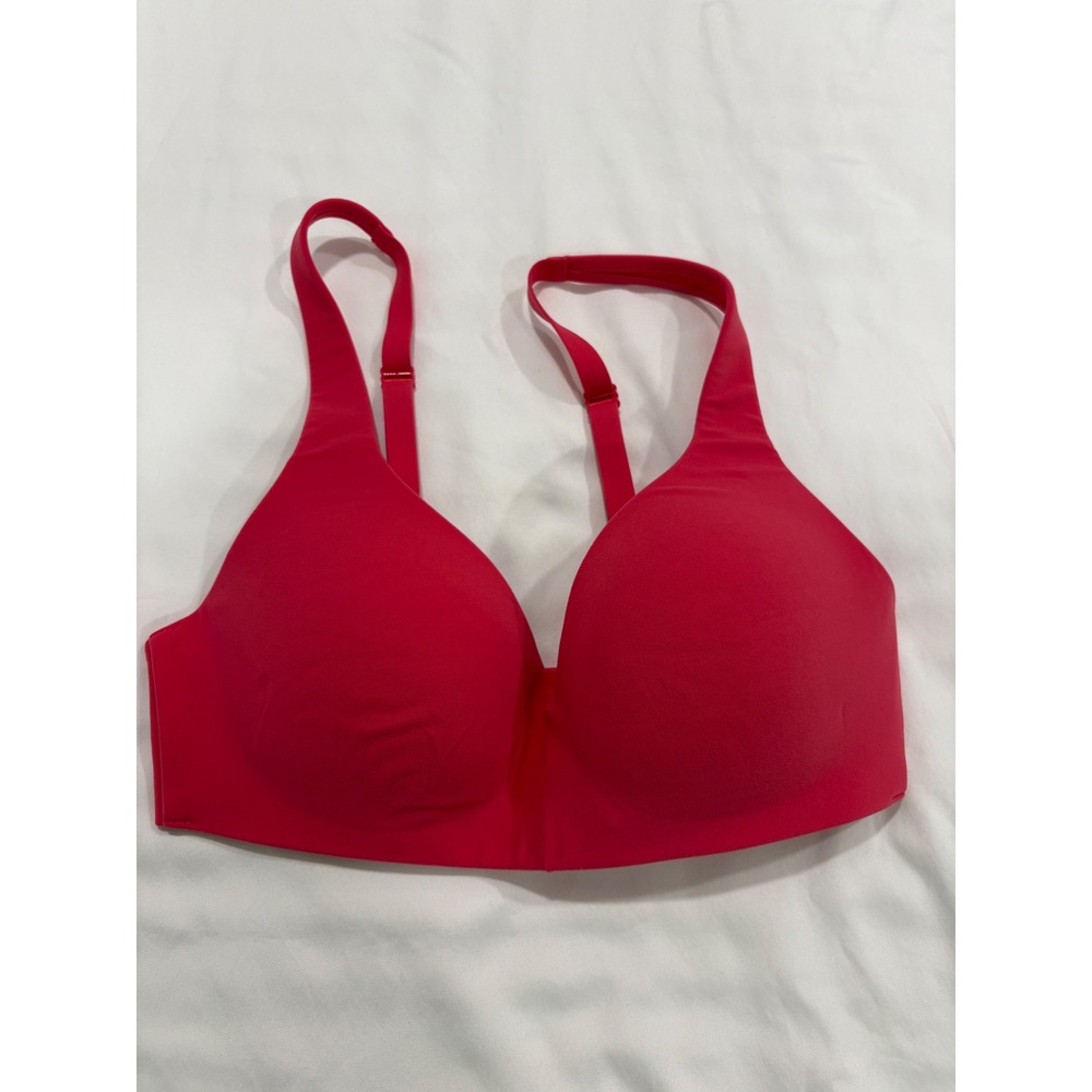 Athleta Sleek Form T-Shirt Bra Wireless Hot Pink Size 34C Molded